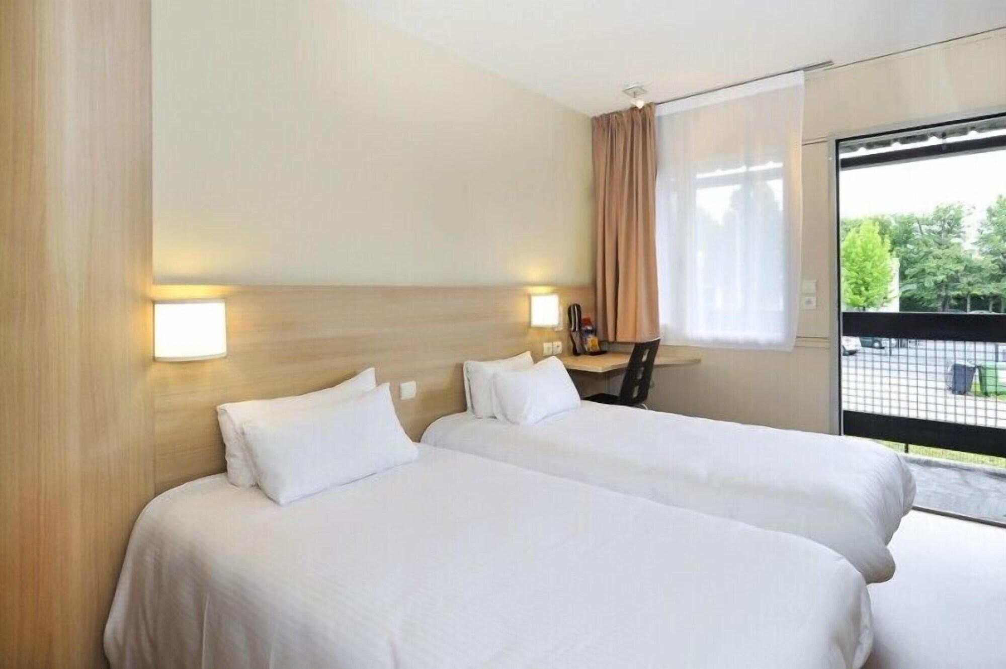 The Originals Access Hotel Bordeaux Aeroport Мериньяк Экстерьер фото