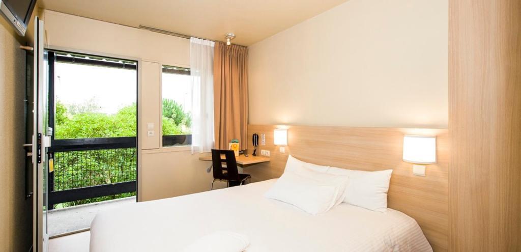 The Originals Access Hotel Bordeaux Aeroport Мериньяк Экстерьер фото